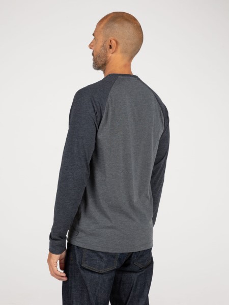 Bailey Long Sleeve T-Shirt Finisterre Black/Charcoal