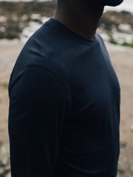 Finisterre Eddy Merino Wool Long Sleeve Base Layer Navy