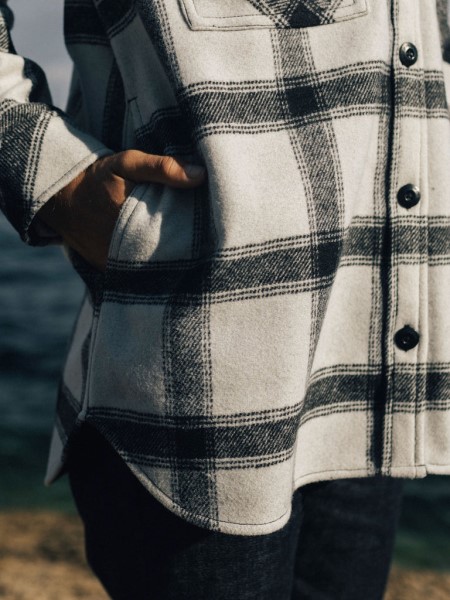 Daven Overshirt Ecru/Black Finisterre