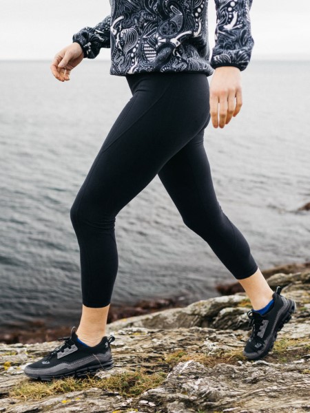 Finisterre Zonda Cropped Legging Black
