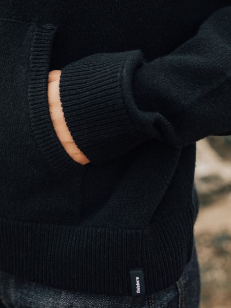 Fossey Hoodie Black Finisterre