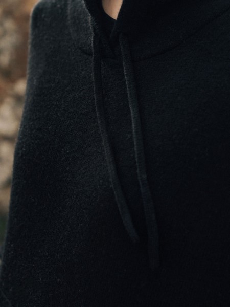 Fossey Hoodie Black Finisterre