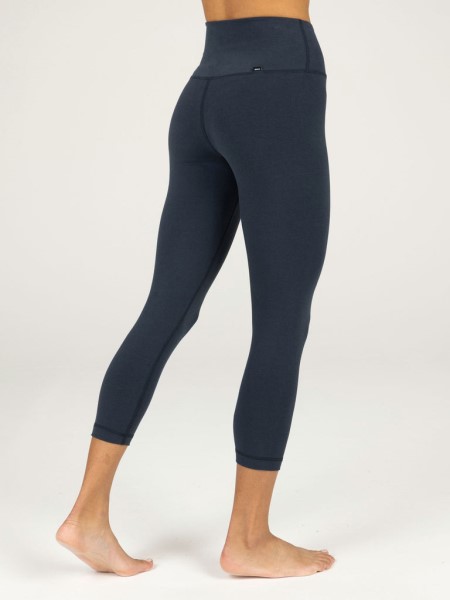 Finisterre Navy Vela Bamboo Cropped Legging