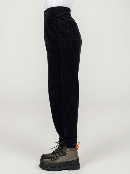Navy Finisterre Yarrel Cord Trouser
