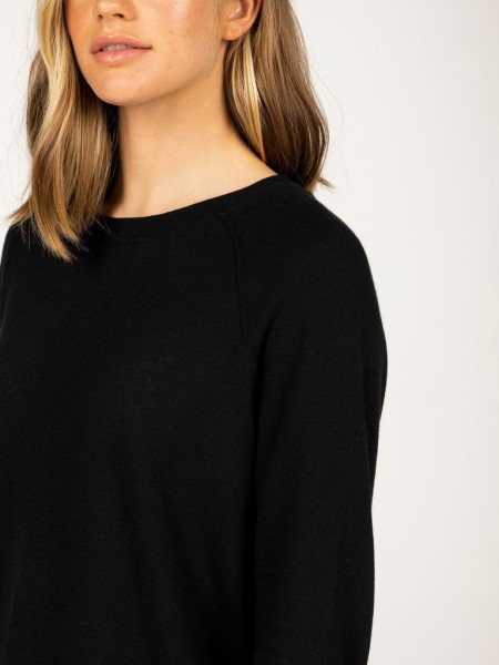 Black Finisterre Long Sleeve Vine T-Shirt