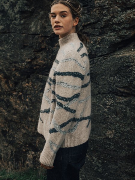 Wave Stitch Jumper Oatmeal/Blue Finisterre