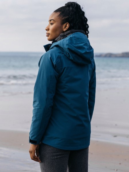 Finisterre Women's Stormbird Waterproof Jacket Kingfisher