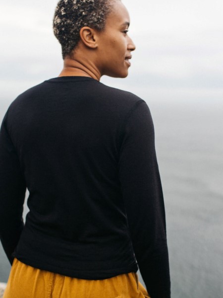 Finisterre Zephyr Merino Wool Base Layer Black