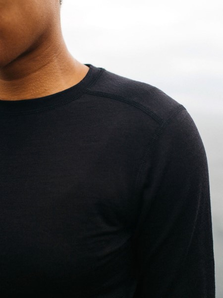 Finisterre Zephyr Merino Wool Base Layer Black