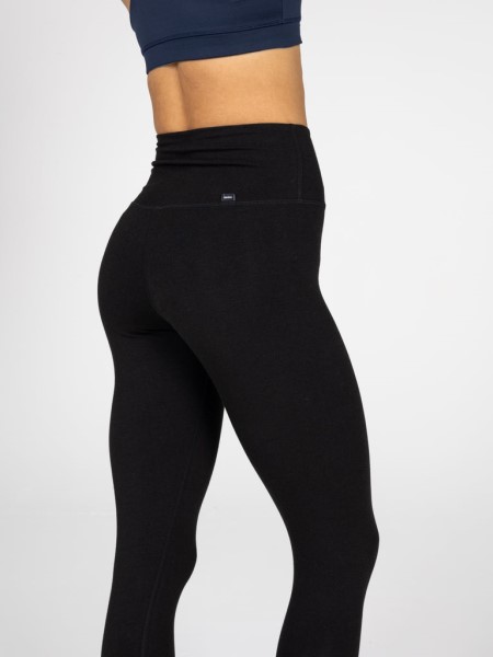 Vela Bamboo Cropped Legging Finisterre Black